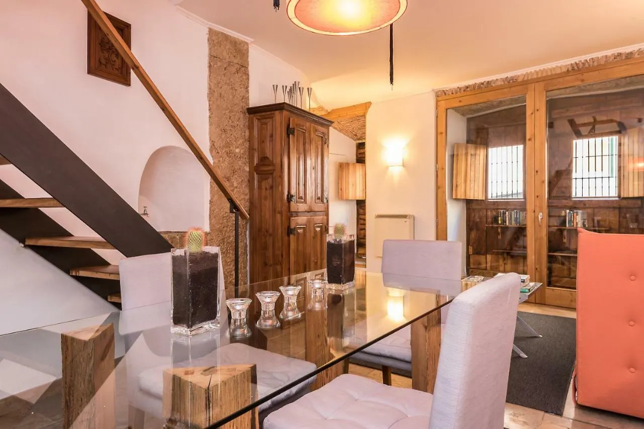 ホテルCasa Das Merceeiras Lisboa アパート リスボン